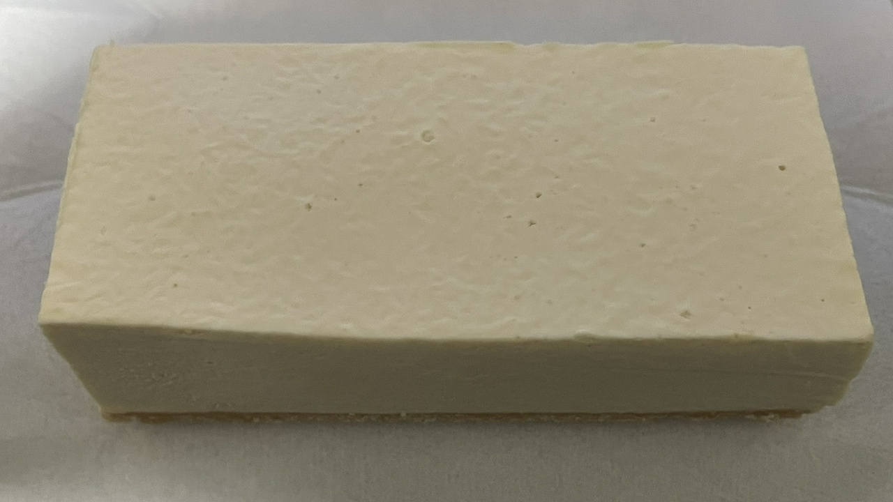 ふたりに贈るチーズケーキ 食べ比べセット（純白のレアチーズケーキ）