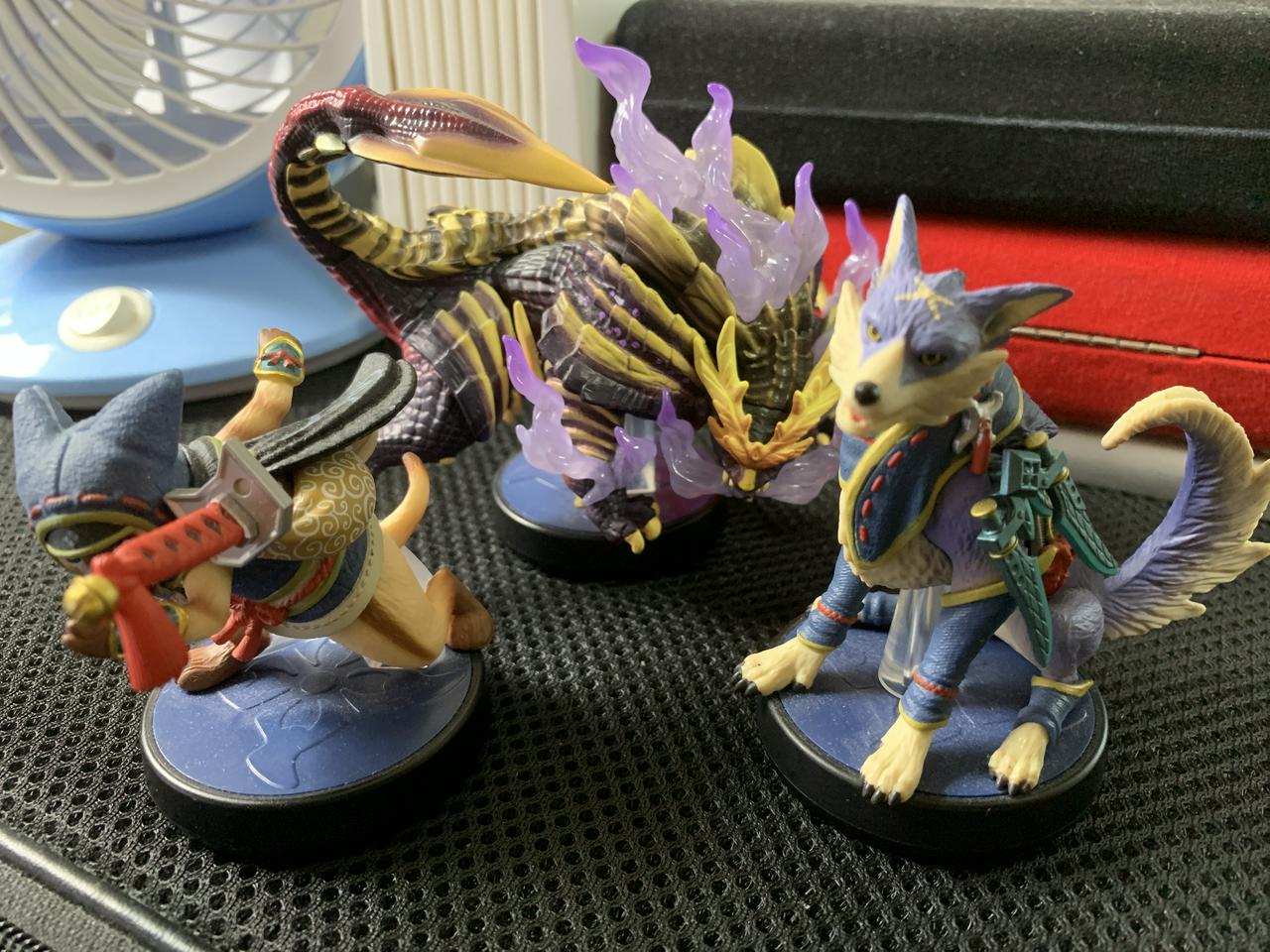 amiibo オトモアイルー、マガイマガド、オトモガルク