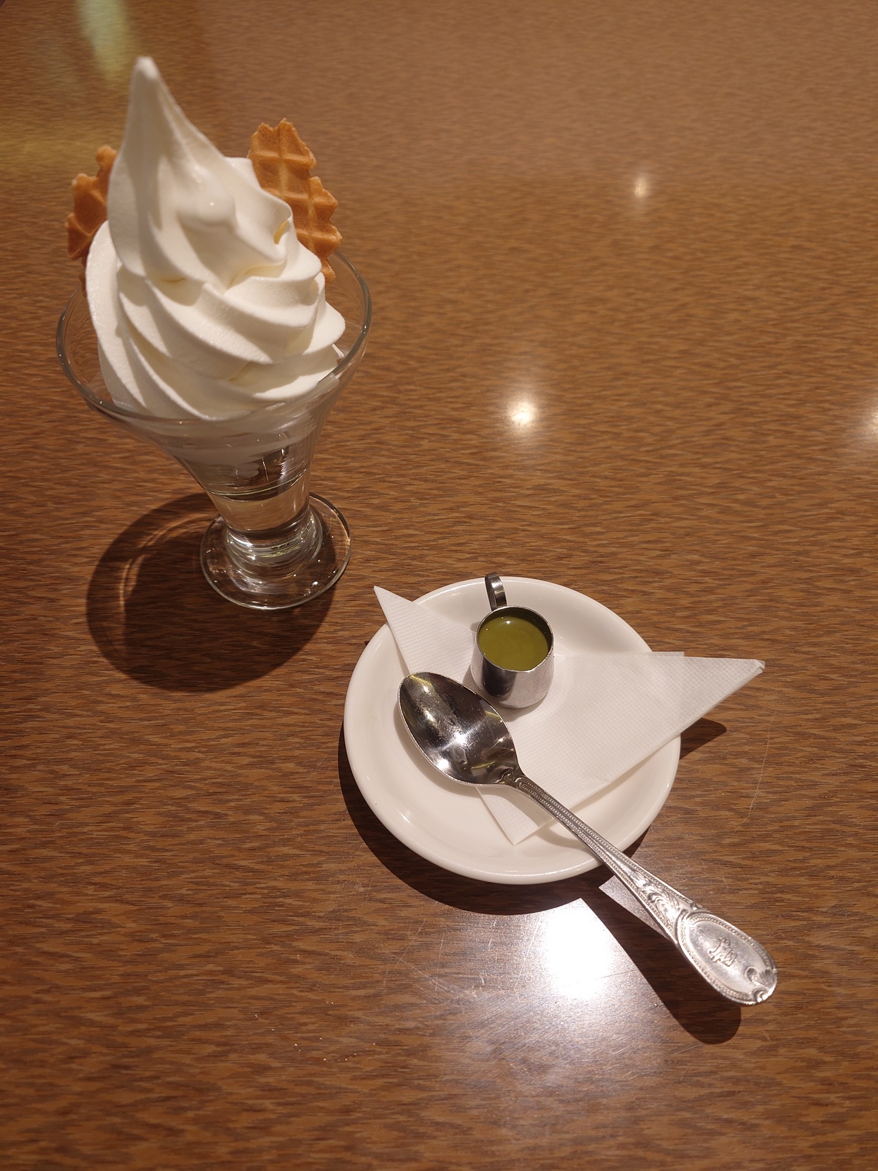 パリパリ抹茶サンデー ＠肉の万世秋葉原本店（2024年2月25日撮影）