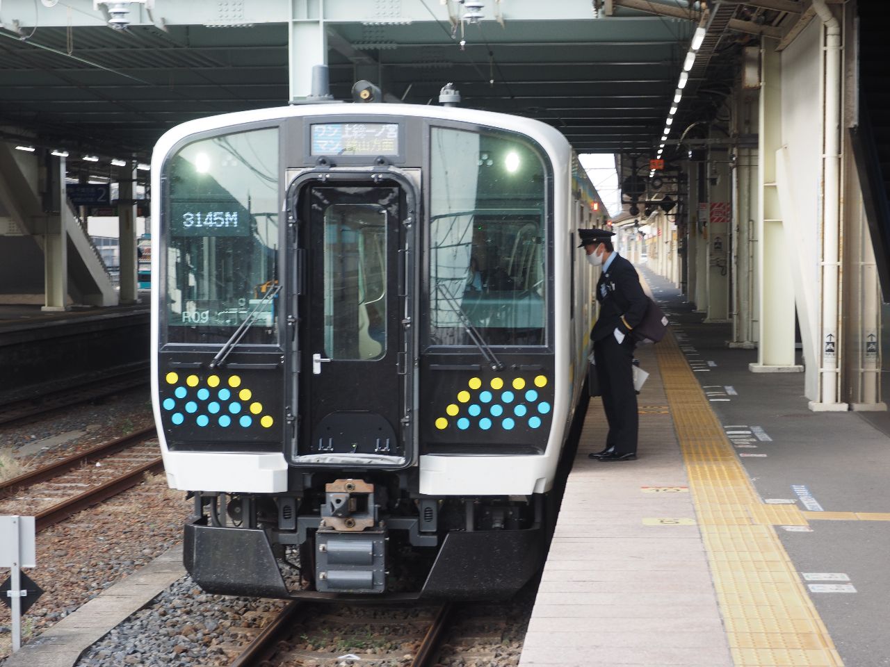 E131系ワンマンカー、木更津到着後折り返し上総一ノ宮行きとなる。