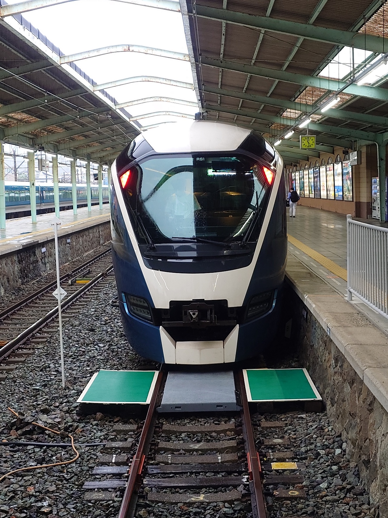 復路の「サフィール踊り子4号」も往路の3号と同じ編成