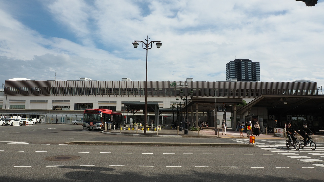 工事中の新潟駅